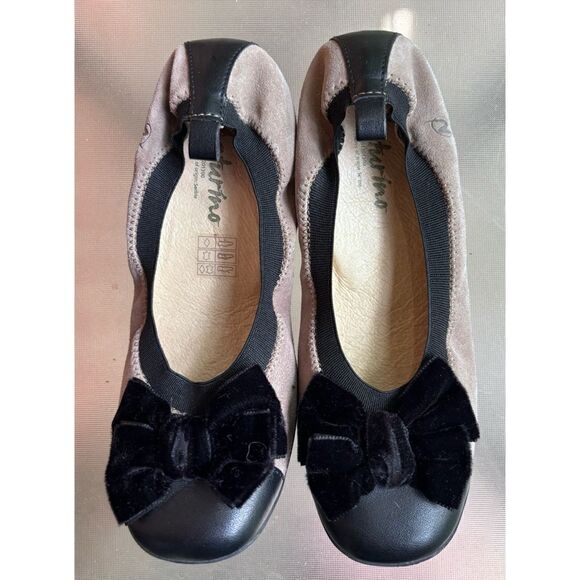 Naturino Suede / Velvet bow flats Size 33 / New No Box